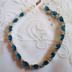 Vintage Avon Faux Sapphire Clear Rhinestone Silver Tone Link Bracelet